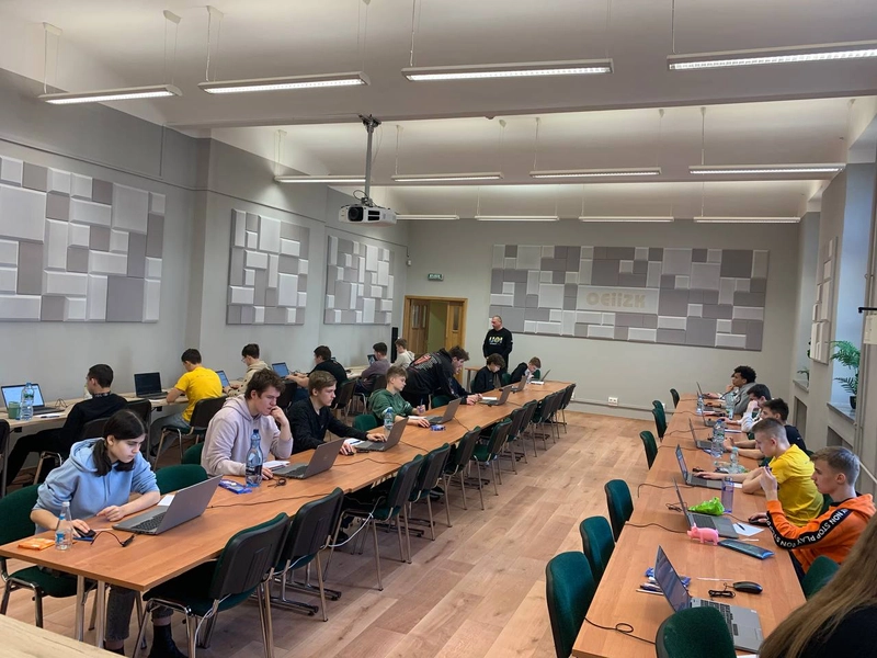 Всеукраїнська учнівська олімпіада з інформатики 2023 slide 1