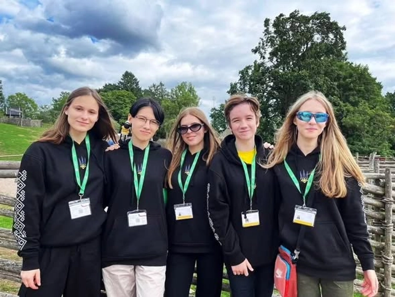 Міжнародні олімпіади з інформатики 2022-2023 slide 1