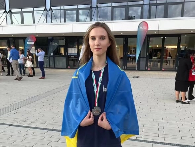 Міжнародні олімпіади з інформатики 2022-2023 slide 2