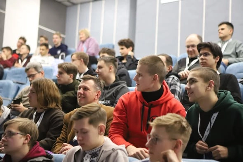 Всеукраїнська олімпіада з інформатики 2025 slide 1